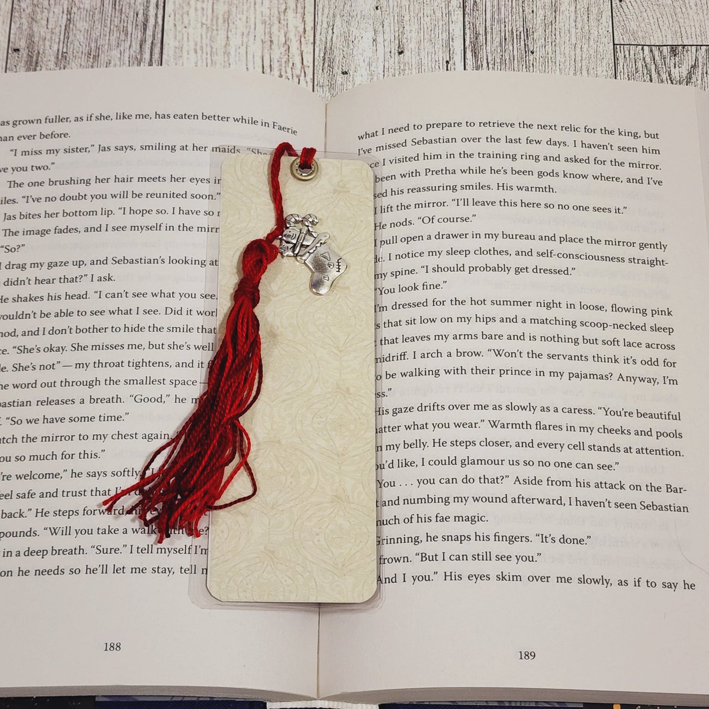 Plaidy Goodness Bookmark
