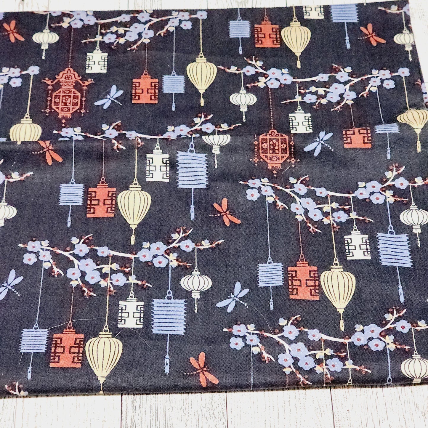 Latterns & Blossoms